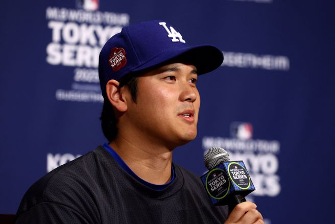 道奇日籍球星大谷翔平暖心回答台媒提问，获韩媒称讚。（图／路透）