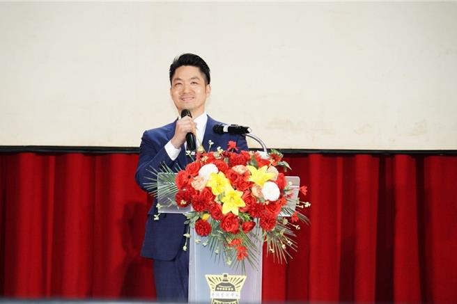台北市長蔣萬安15日出席華岡藝校50週年校慶，他說，相信藝術文化才能真正讓一座城市偉大。（圖／台北市政府）
