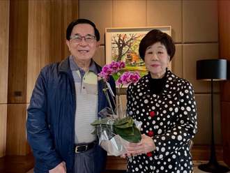 阿扁曬與呂秀蓮合照 憶落難時「每個月到鬼地方特見」