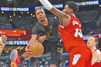 NBA》米契爾掛傷號 騎士照奪16連勝