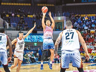 PLG》末节遇乱流 勇士惊险晋季后赛