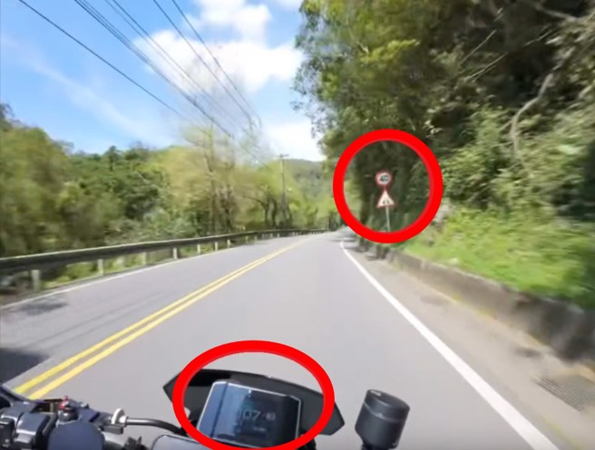 北宜公路有名重机骑士将行车纪录器画面PO网，疑似讨拍，被网友抓到超速107公里。（翻摄爆料公社）