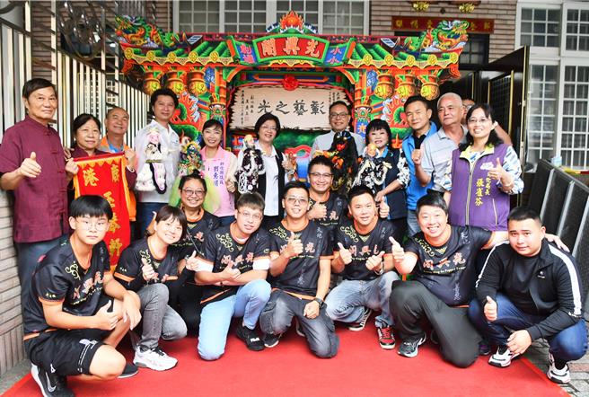 彰化在地表艺团队「光兴阁掌中剧团」，日前入选国家文化艺术基金会「TAIWAN TOP演艺团队」。（彰化县政府提供／冯惠宜彰化传真）