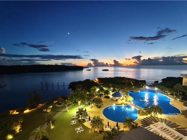 日本冲绳距离台湾近，是许多父母带孩子出国的起手式。（陈佑诚摄）