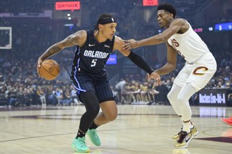 NBA》班凱羅攜手華格納拉尾盤 魔術爆冷終結騎士16連勝