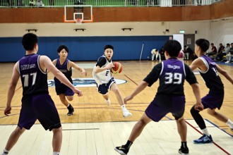 U14籃球錦標賽》台北信義「雙槍」發威 成功帶走冠軍