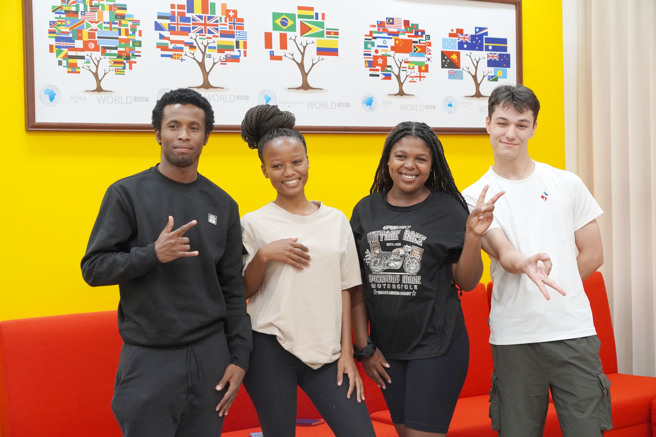 国际学生在大叶开心学习（图/大叶大学）