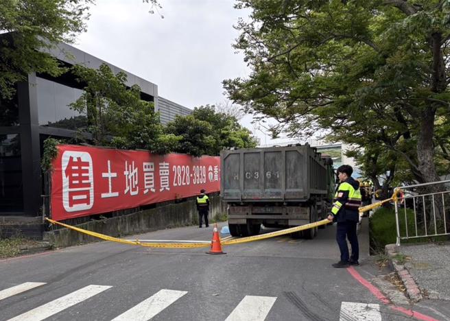聯結車駕駛撞死騎腳踏車的婦人。（民眾提供）