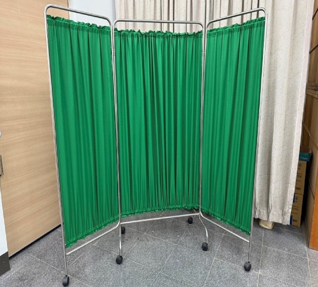 臺南市麻豆國小購置屏風。(照片/ 教育部提供)