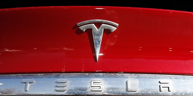 特斯拉今年来第二次遭欧系退休基金公开划清界线。图／美联社