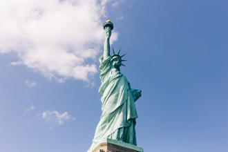 法議員喊歸還自由女神像 白宮嗆：法因美不必講德語