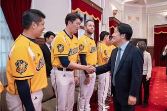 接見職棒總冠軍隊 賴清德：觀眾朝300萬目標邁進