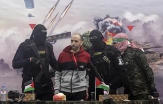 獲釋的以色列人質 回憶地下囚禁的恐怖時光