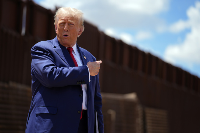 川普表示，拜登的儿子、女儿的维安小组规模过大，因此取消他们的特勤局保护。（图／美联社）