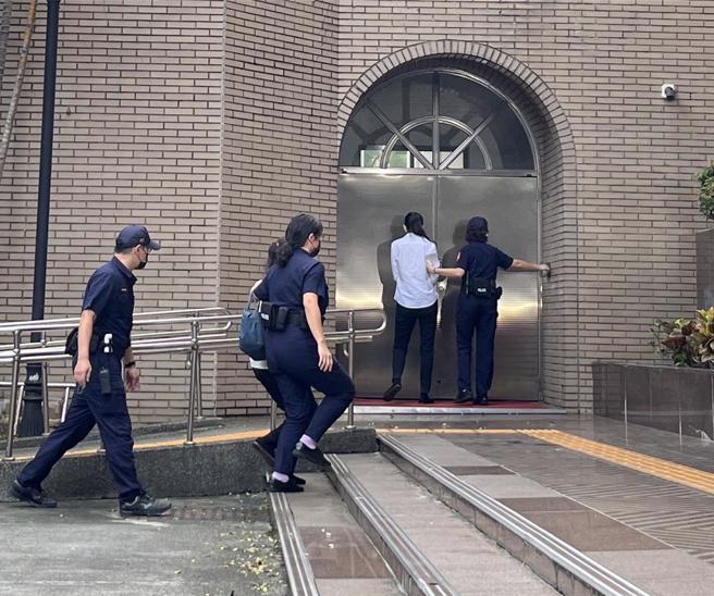 「剀剀案」第4次开庭在即许多民眾在「公共政策参与平臺」发起连署，要求修法加重虐童致死的刑责。然而，18日晚间因瞬间流量过大，平臺伺服器不堪负荷，出现故障情况。记者实际点击网站，页面显示「公共政策网路参与平臺近日因瞬间流量过大，造成网路中断或较慢情形，敬请见谅。」（报系资料照）