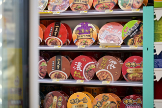 老牌泡麵升級了「牛肉比圖片還大」 網認證：料多又軟嫩