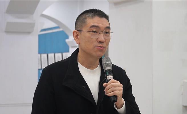 神韵艺术团」20日将在基隆表演艺术中心演出，但惊传基隆市政府日前收到恐吓信件，警方正追查发信者，并加强戒备。基隆市长谢国梁表示，消息早已掌握，会要求警方全力调查，演出不会受到影响。（徐佑升摄）