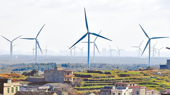 鑄件廠永冠-KY（1589）泰國廠預計第二季試量產，已有大陸風電業者提出包下今年產能，泰國外資產業機械業也下單，加上台中港廠與大陸廠，今年整體出貨噸數目標設定為19萬噸，力拚今年營收逐季增長、轉虧為盈。圖／中新社