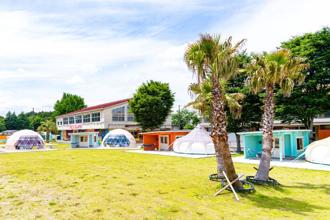 日本废弃小学改造～露营度假村TACO GLAMP