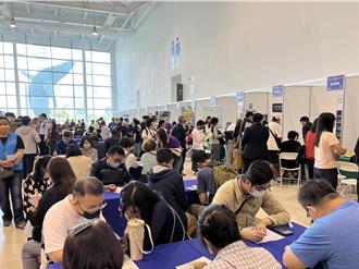 勞工局攜手高雄智慧城市展 徵才活動釋800個工作機會