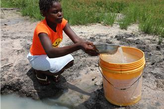 逾6億兒童缺乏乾淨水源 展望會呼籲響應地球休息時間