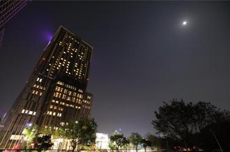 高雄萬豪酒店連5年響應關燈愛地球 推減碳住房優惠