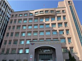 验车逼车主摸哈雷防烫装置20秒害灼伤    民眾怒批监理站：全世界最瞎