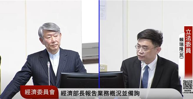 4月电价调涨在即，民进党立委赖瑞隆(右)今主张，应缓涨等7月立院新民意出炉后再决定。(撷取自国会频道)