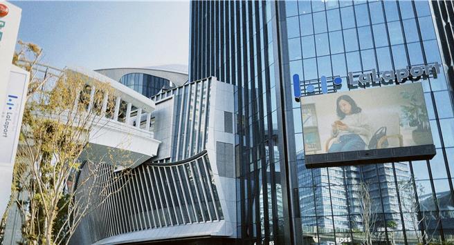 南港LaLaport今（20日）开幕。（朱世凯摄）