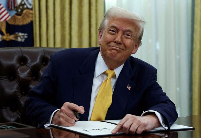 美国政府政策与以往相同，也就是台湾现状不应受到武力、勒索或胁迫所改变，这也是总统川普的政策。（图／路透）