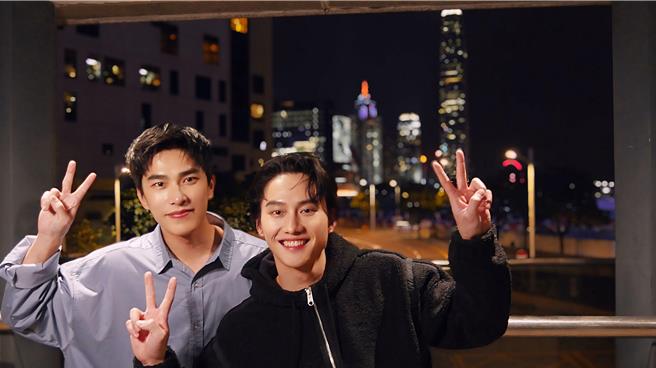 范少勳（左）、曾敬驊一起到香港出席活動。（冬候鳥電影提供）