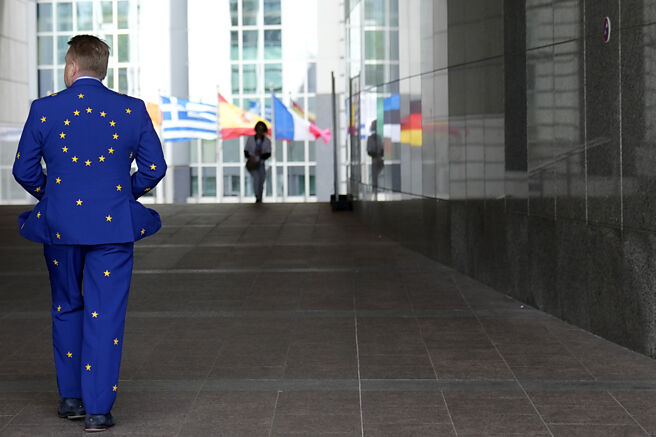 2月欧元区CPI年增幅修正为2.3％，更加贴近欧洲央行设定的2％通膨目标。图／美联社