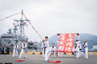 敦睦支隊揚軍威 體驗發報傳訊息