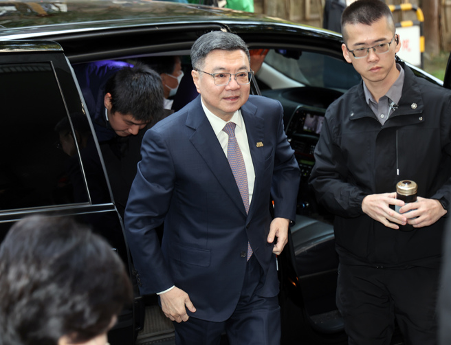 行政院长卓荣泰今（21日）赴立法院备询会前受访表示，死刑的执行在台湾是合宪的，台湾更无戒严，难道提案的政党已经找到了那两只不存在的黑猫吗？请提案政党适可而止。（姚志平摄）