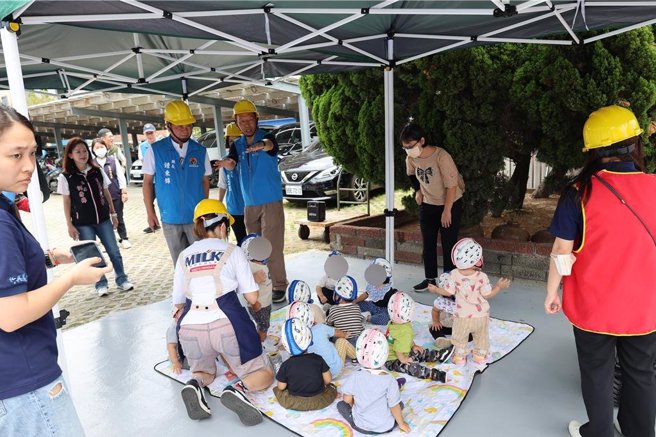 苗栗县政府持续扩大推动设置幼儿教育二岁专班，114学年度再扩增在苑里国小等6所学校，再增设2岁专班。（谢明俊摄）