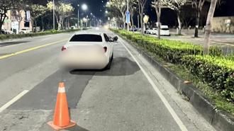 欲迴轉與賓士車猛烈碰撞 機車騎士重傷命危