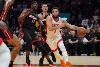 NBA》范維利特9顆三分球轟37分 火箭撲滅熱火摘9連勝