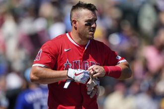 MLB》天使上季99敗 總教練本季嚴令「禁止在更衣室玩手機」