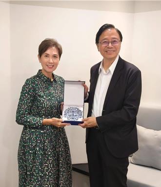 突破！張善政赴星交流智慧城市  新加坡部長親接待