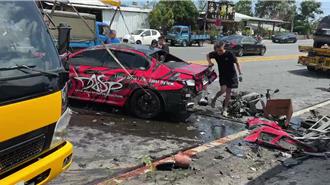 台東直線加速賽車禍！參賽駕駛疑腳卡油門「暴衝翻車」