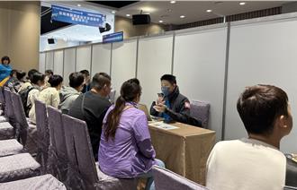 台積電70萬年薪招技術員 嘉縣徵才活動現場被塞爆