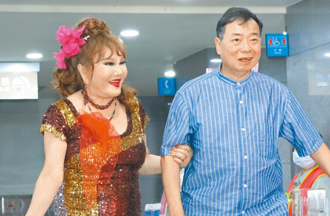 澎澎6年前喪夫「家裡只剩我！」開刀2次...74歲身體近況曝光