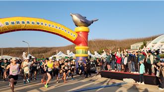 澎湖迎觀光季 563人登望安島跑半馬