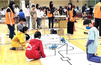 新北AI智慧小車競賽 國內外131隊參賽