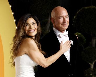 貝佐斯傳夏天娶「最強小三」！已發喜帖 婚禮地點曝光