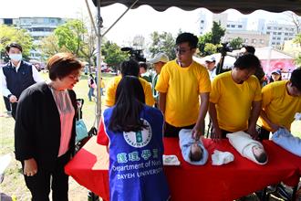 彰化縣慶祝婦女節主場活動登場 公益市集吸引人潮