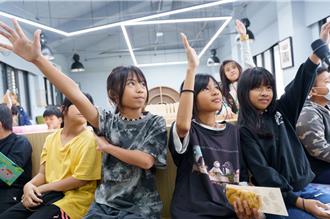 送學童圓夢 莊福文教基金會前進蘭嶼