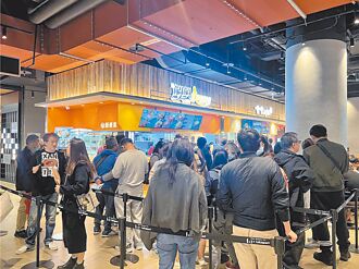 南港LaLaport排長龍 午餐快變晚餐