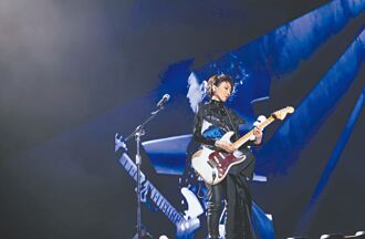 戴佩妮空降攻蛋自虧腿軟