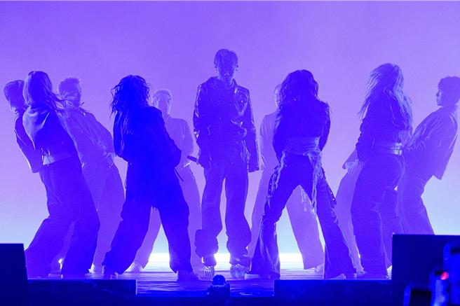 ØZI二度登上北流舉辦演唱會。（寬宏藝術Ｘ華納音樂Ｘ奧曼音樂提供）